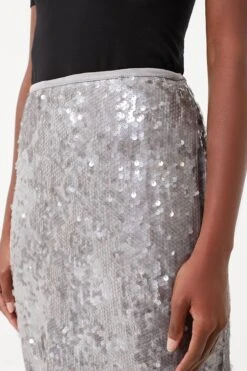 Sequins Maxi Skirt 11 Sequins Maxi Skirt -ULLAA Clothing Shop JxrY3nJIfyPaVyeWEykKzlCuy0x47XnL 1