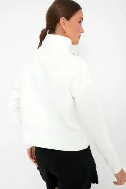 White Snap Neck Bailey Pullover -ULLAA Clothing Shop ONHQbKYAKehgYDUGT03tQkXm2aja059j 1