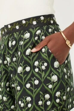 Perla Toronjil Shorts 12 Perla Toronjil Shorts -ULLAA Clothing Shop T0zFMke3Oqh0JFDti5hhiT4xqMTudmMf 1