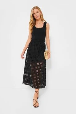 Black Ric Rac Compression Tank 13 Black Ric Rac Compression Tank -ULLAA Clothing Shop V4GGBHgRuZ0vPWMgE3Y5So5ncZiTineC 1