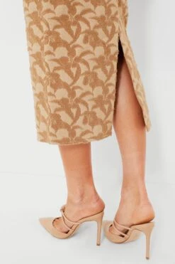 Taupe Augustine Pencil Skirt -ULLAA Clothing Shop YuwDE3Q4zbHBv765VvoDg7bC5grdJqOc 1